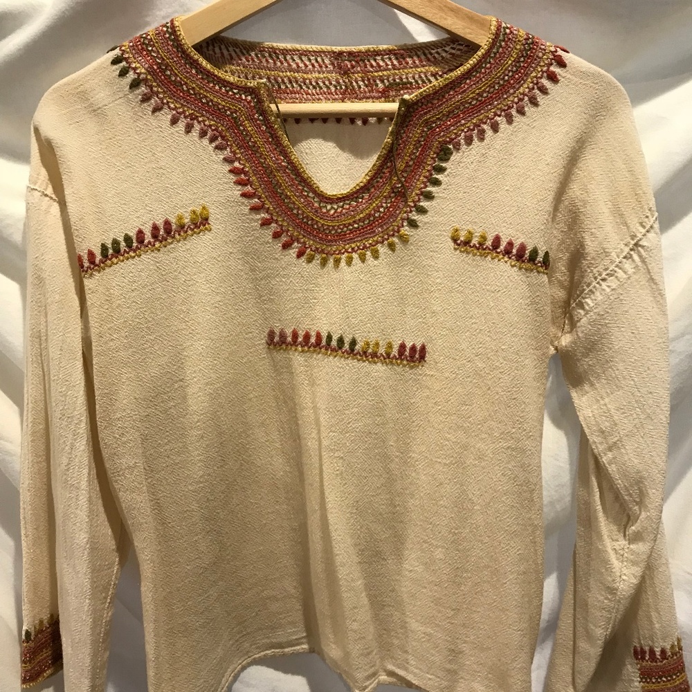 Vintage Embroidered 3/4 Sleeve Top